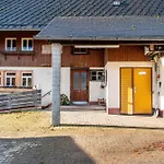 Zuckerbauernhof Mit Hund Séjour à la ferme Sankt Georgen im Schwarzwald