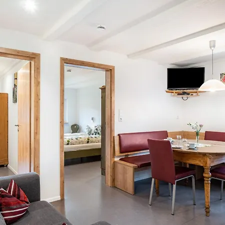 Zuckerbauernhof Mit Hund *