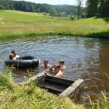 Zuckerbauernhof Mit Hund Sankt Georgen im Schwarzwald
